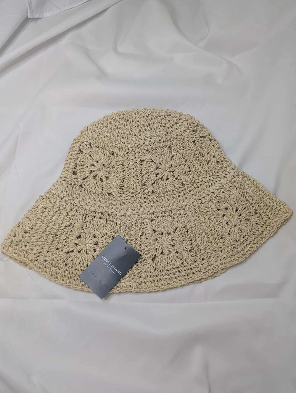🔴5/$25 Lucky Brand Crochet Bucket Hat - Natural Cream - Picture 2 of 4